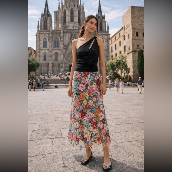 Anthropologie Tops - Anthropologie NWT One-Shoulder Ruched Tank size S.